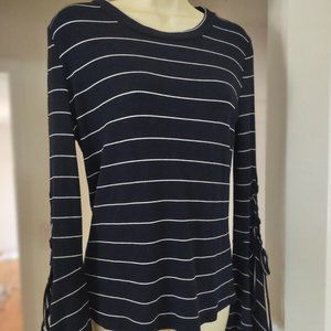William B Women Blue & White Long Sleeve Top, Blouse - LARGE